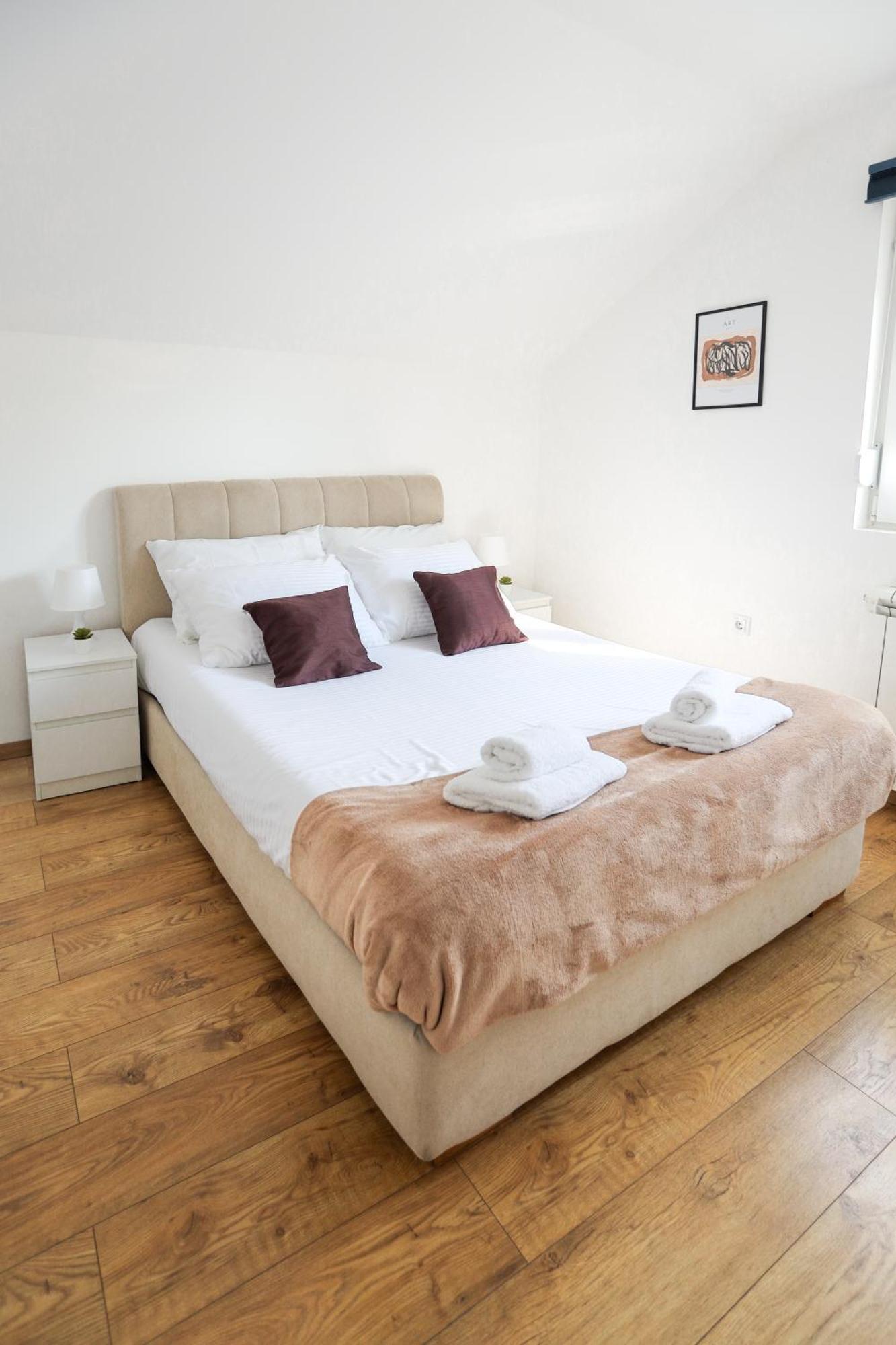 Airport Apartment